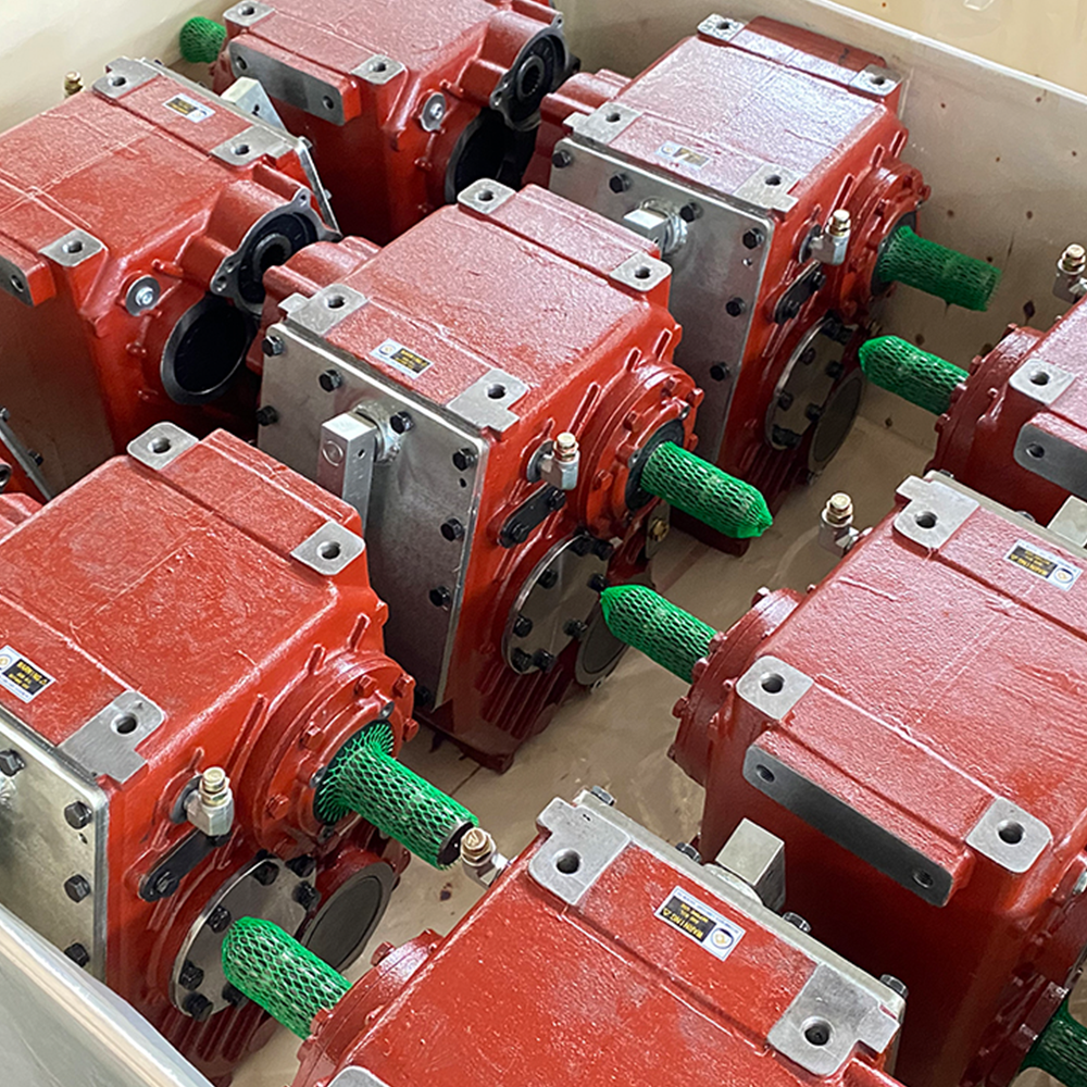 ND P153 Variable Speed Clutch Agricultural Speed Increaser Gearbox for Feed Mixer
